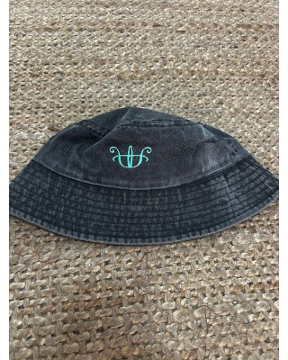 Gorro Logo Bordado 2