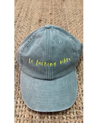 GORRA BORDADO La Fucking Vibra