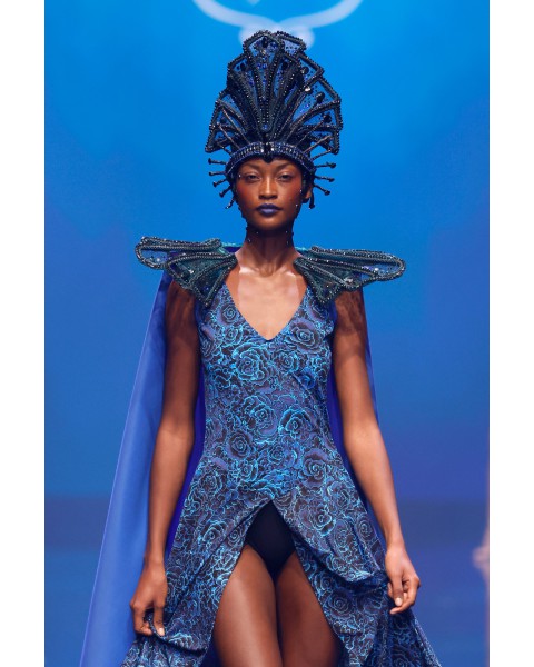 Prenda Única EDICIÓN ESPECIAL PASARELA Vestido Madre Corales Guardianas del Océano.